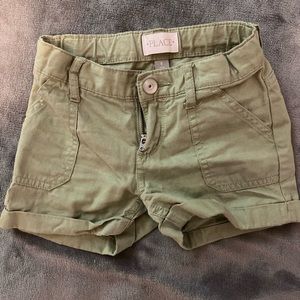 The Childrens Place girls shorts size 6
